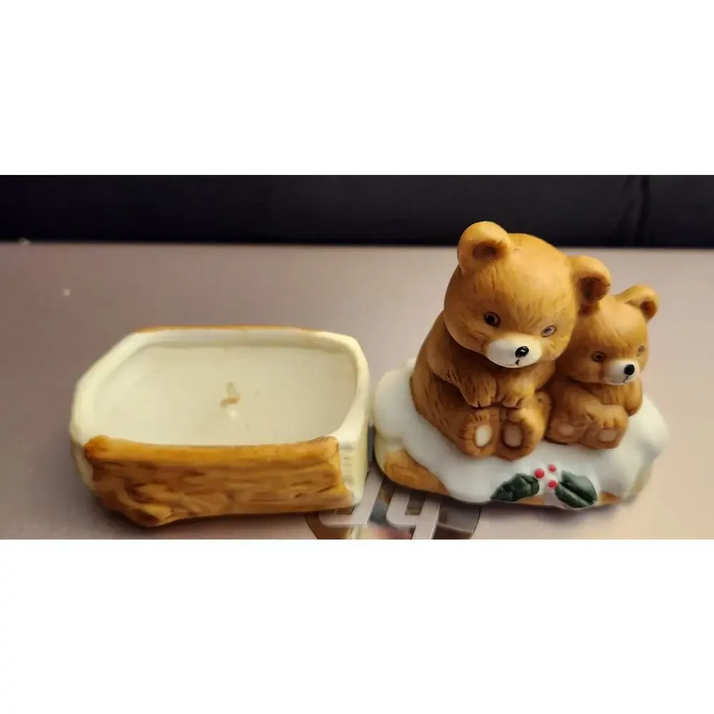 House of Lloyd “Christmas Around the World Cuddly Beary” Ceramic Candle Holder